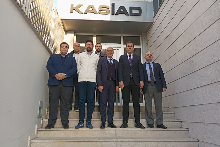 AK Parti İl Başkanı Burak GÜL KASİAD' da